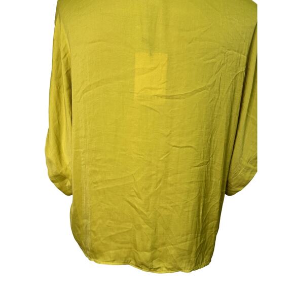 Industry Republic Top Airflow Fabric Button Up Short Sleeves Yellow Green M NWT - Picture 8 of 11